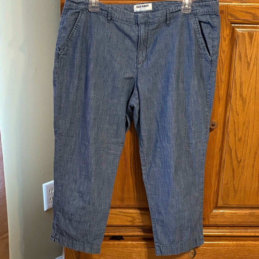 Old Navy Crop Jeans